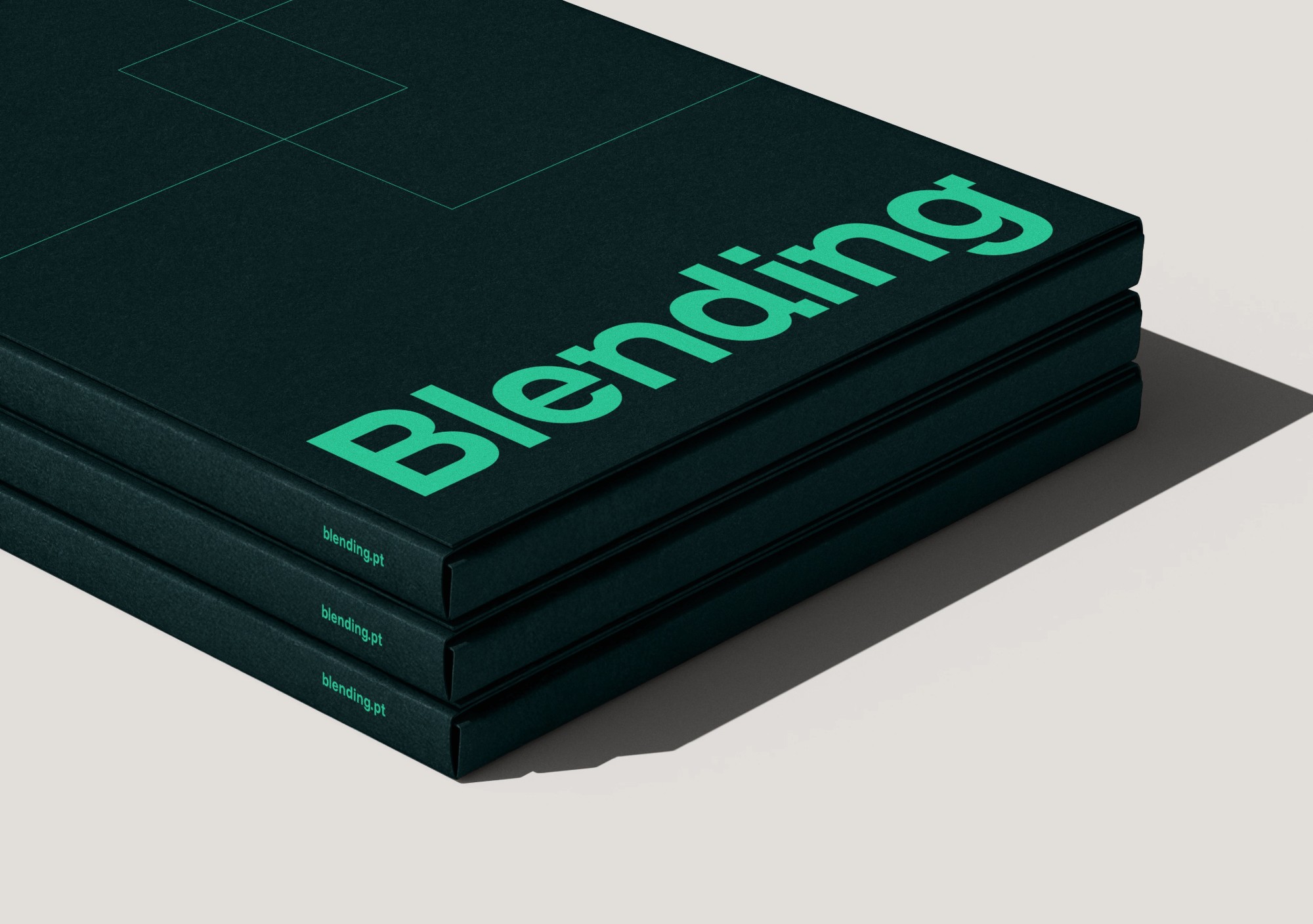Identidade Blending — capas escuras
